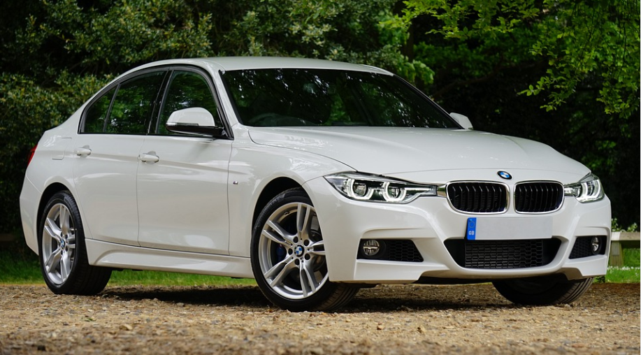 BMW 320i Sport Line